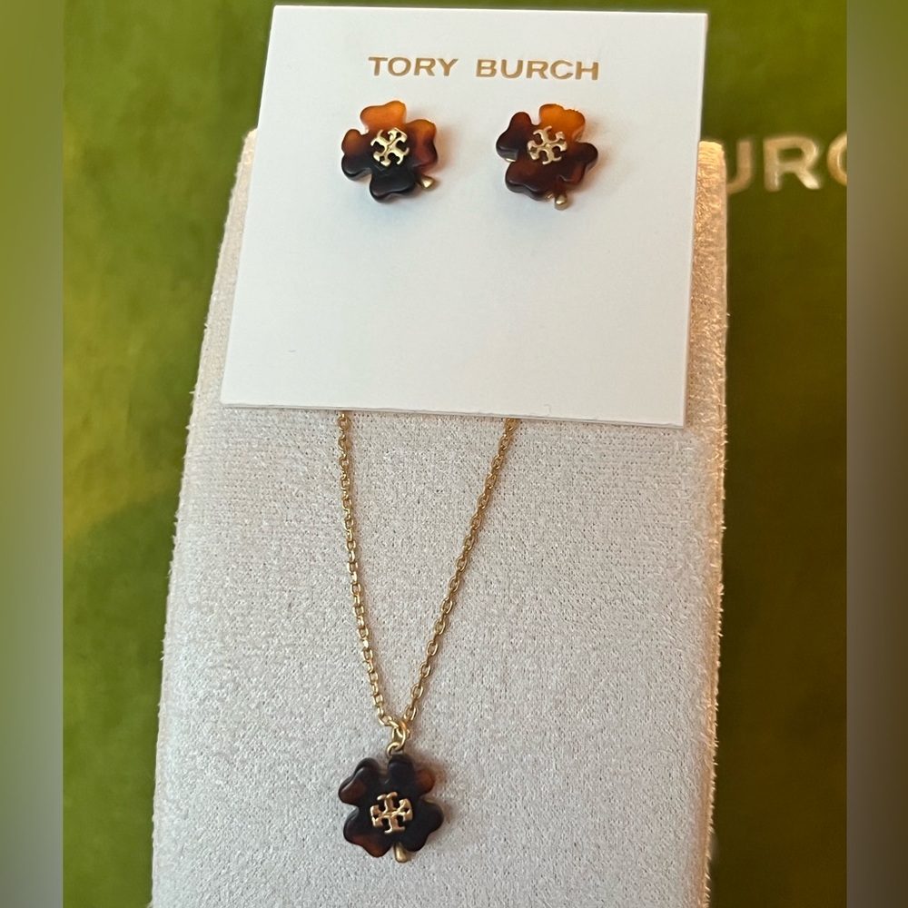Tory Burch Clover Gold/Orangy/Brown necklace and earrings set